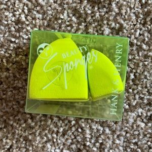 Hank and Henry beauty sponges